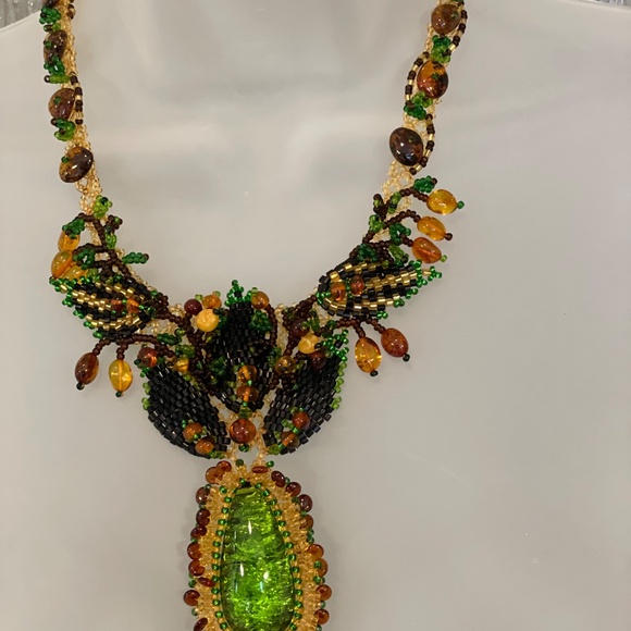 VINTAGE HANDCRAFTED AMBER NECKLACE, NWT - Picture 4 of 9